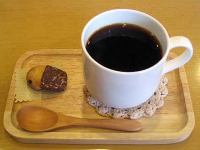 香草亭のコーヒーとクッキー